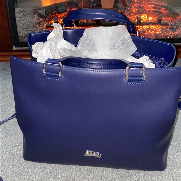 Longchamp Handbags - Blue Leather Longchamp tote bag
